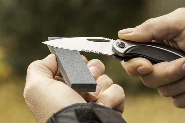 Smith's 4-inch Diamond Combo Bench Stone Knife Sharpener